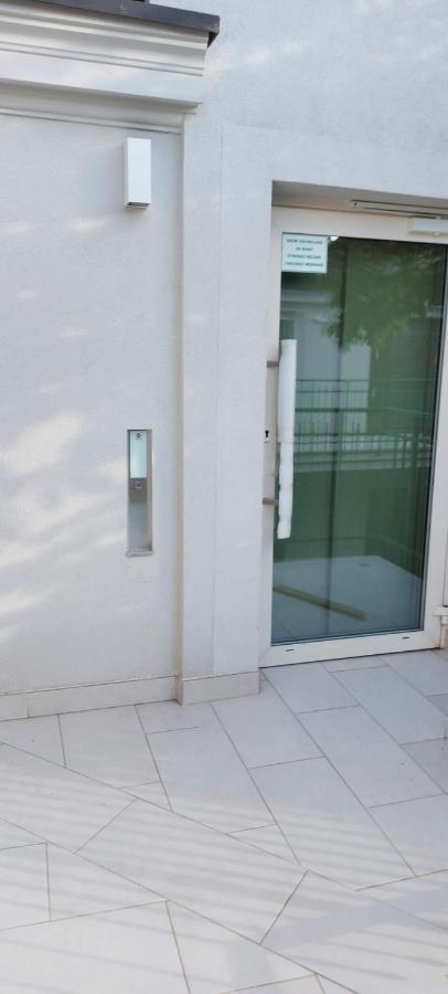 Juwel Apartments Krakow Z Widokiem Na Wawel Ap 44 ภายนอก รูปภาพ